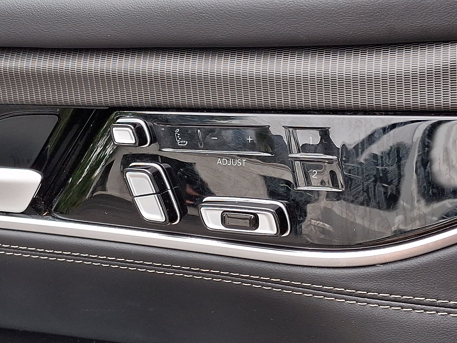 2024 Jeep Grand Wagoneer L Series II