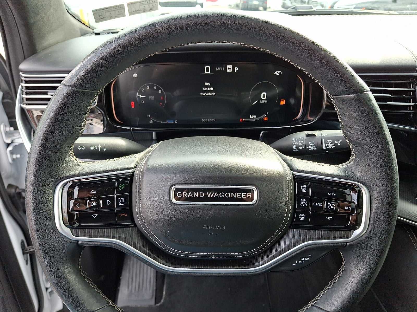 2024 Jeep Grand Wagoneer L Series II 4x4