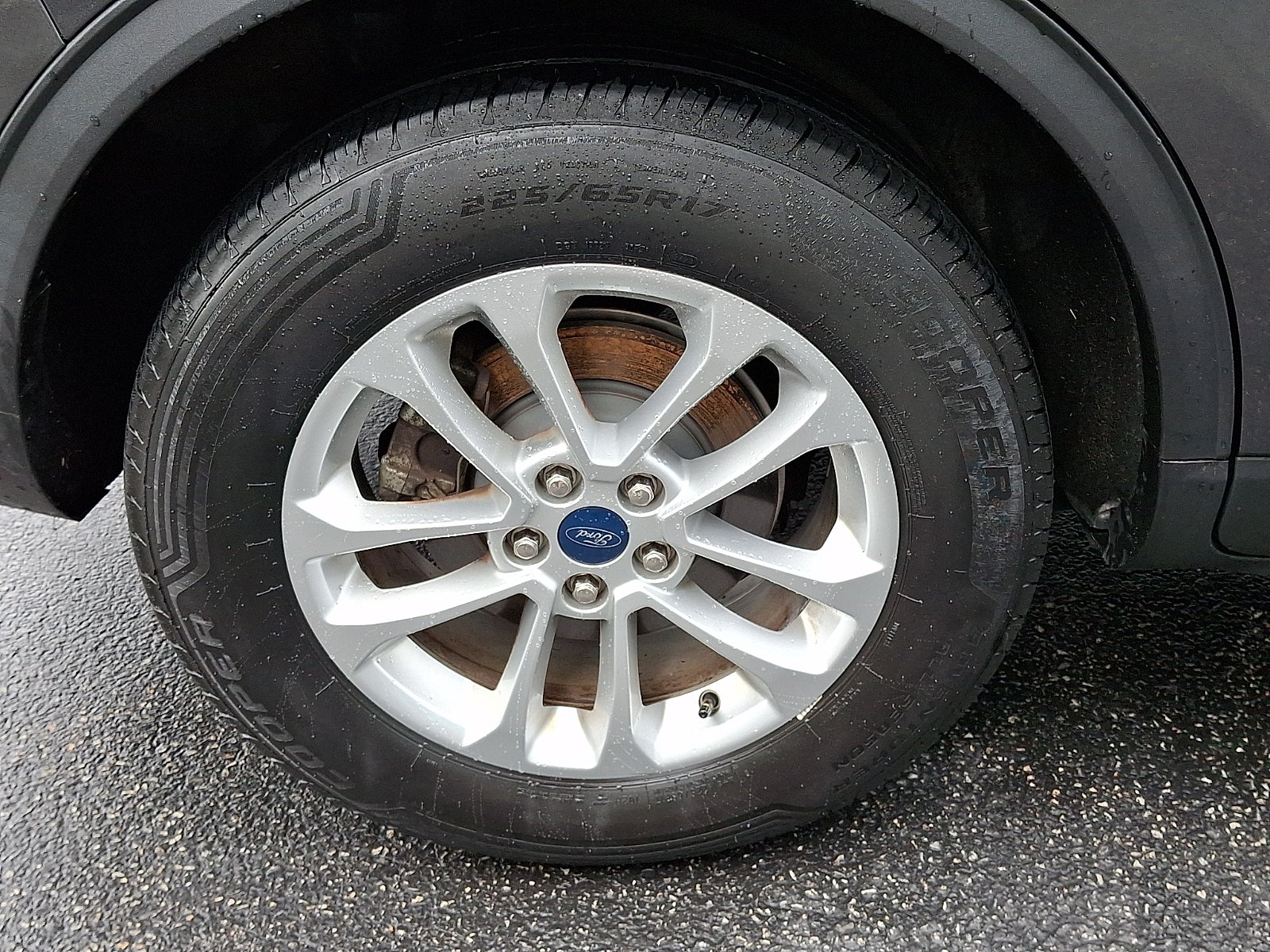 2020 Ford Escape SE