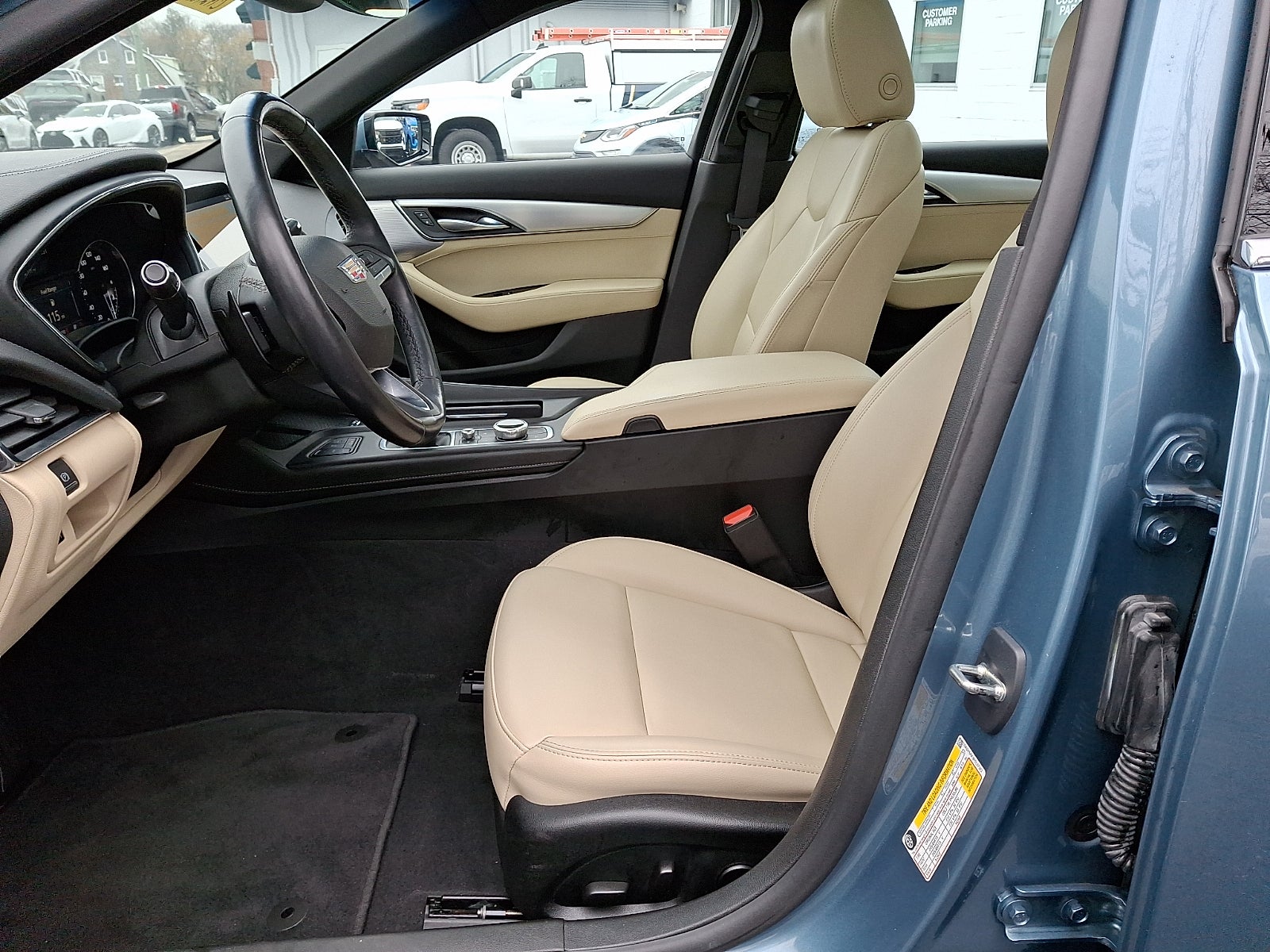 2023 Cadillac CT5 Luxury