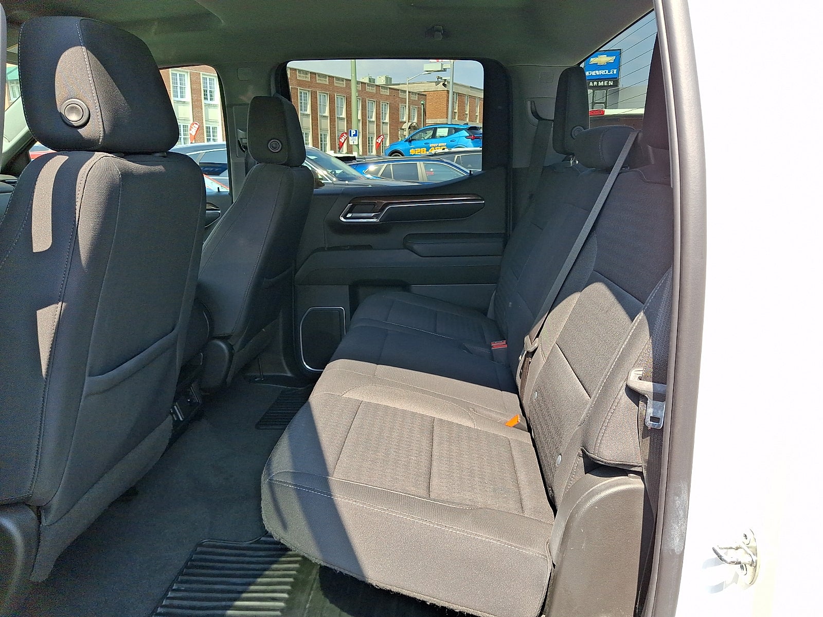 2023 Chevrolet Silverado 1500 LT (2FL)