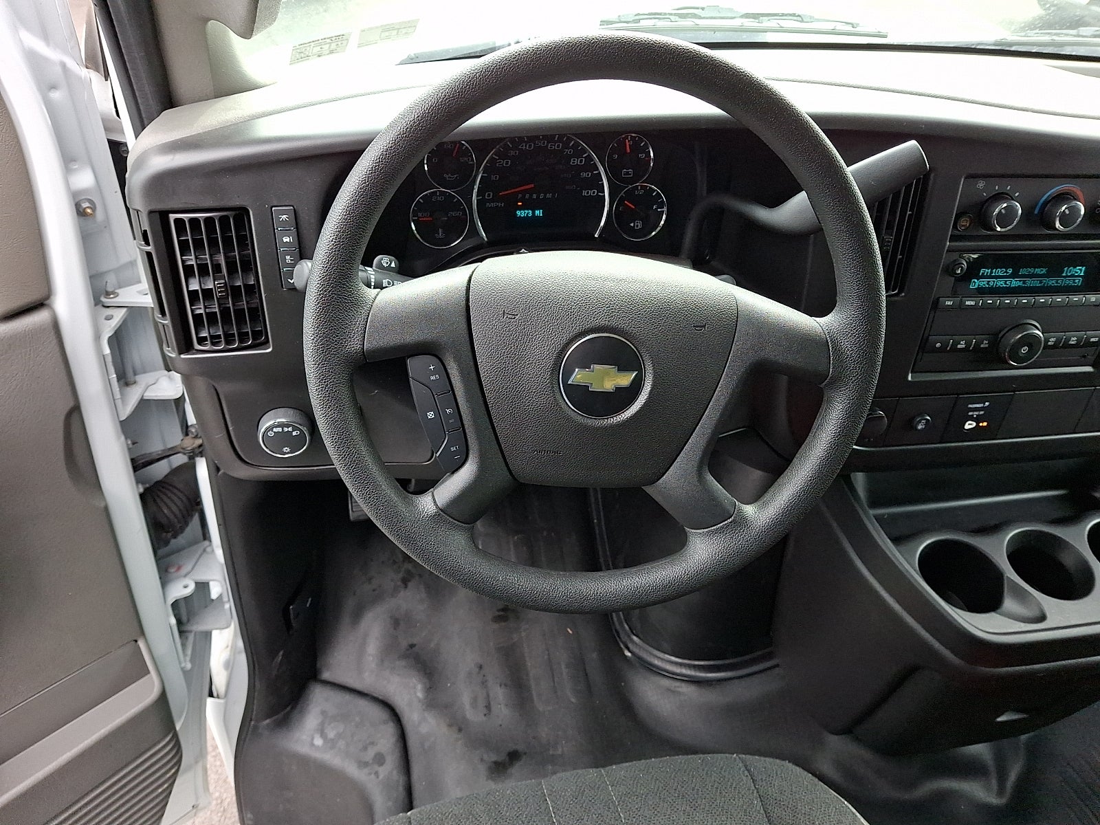 2024 Chevrolet Express Cargo 2500 WT