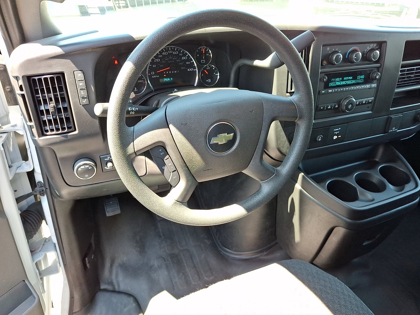 2024 Chevrolet Express Cargo 2500 WT