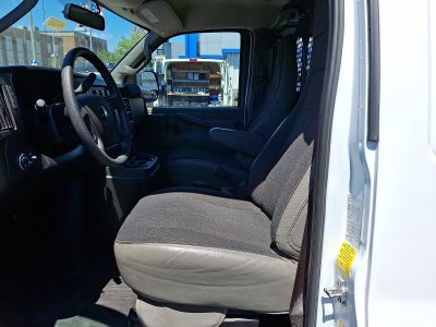 2024 Chevrolet Express Cargo 2500 WT