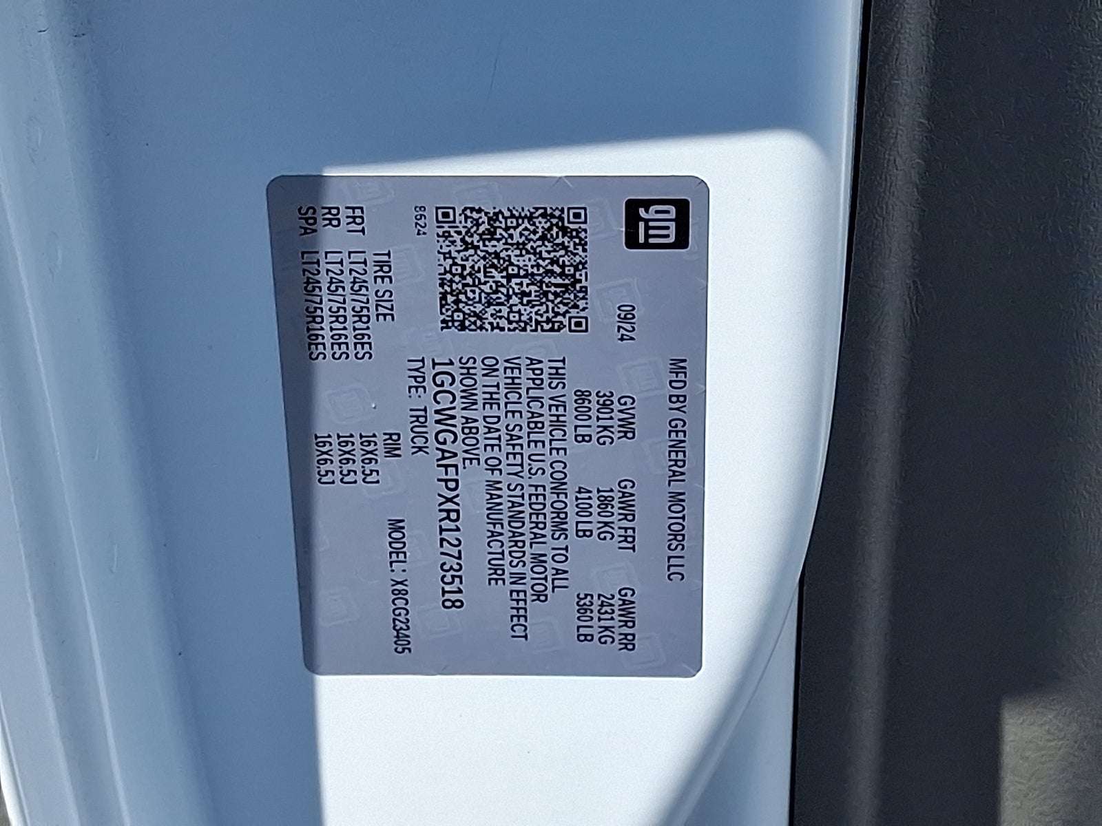 2024 Chevrolet Express Cargo 2500 WT