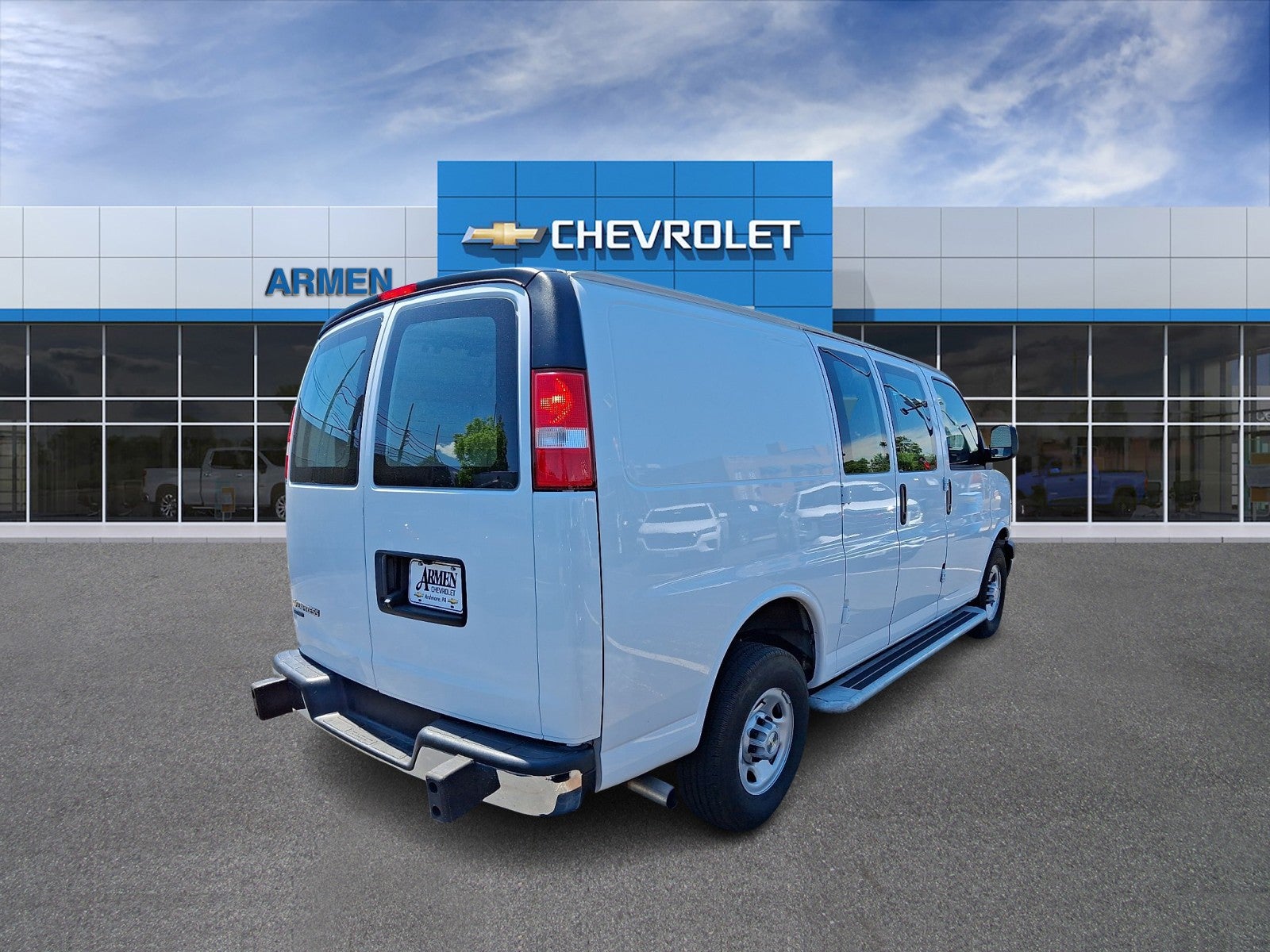 2024 Chevrolet Express Cargo 2500 WT