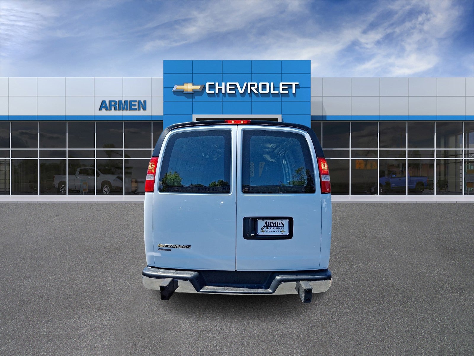 2024 Chevrolet Express Cargo 2500 WT