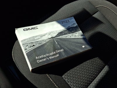 2023 GMC Acadia SLE