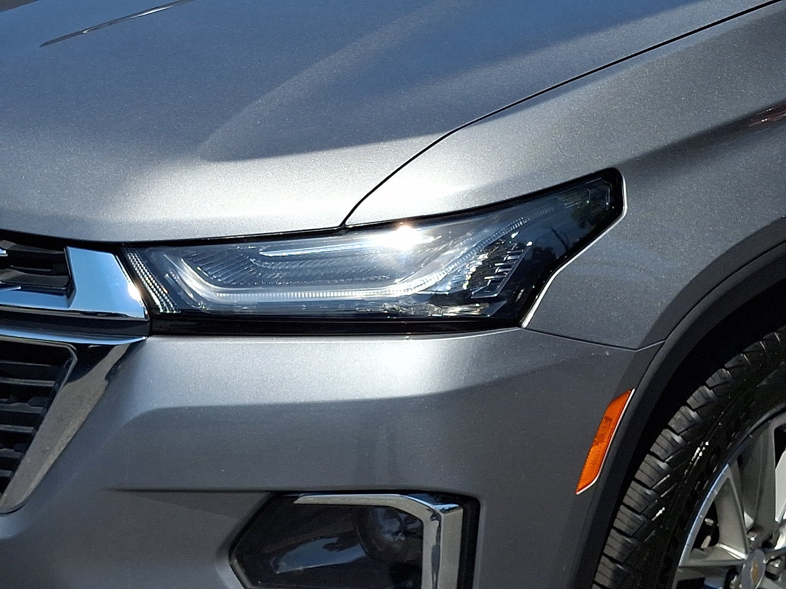 2023 Chevrolet Traverse LT Leather