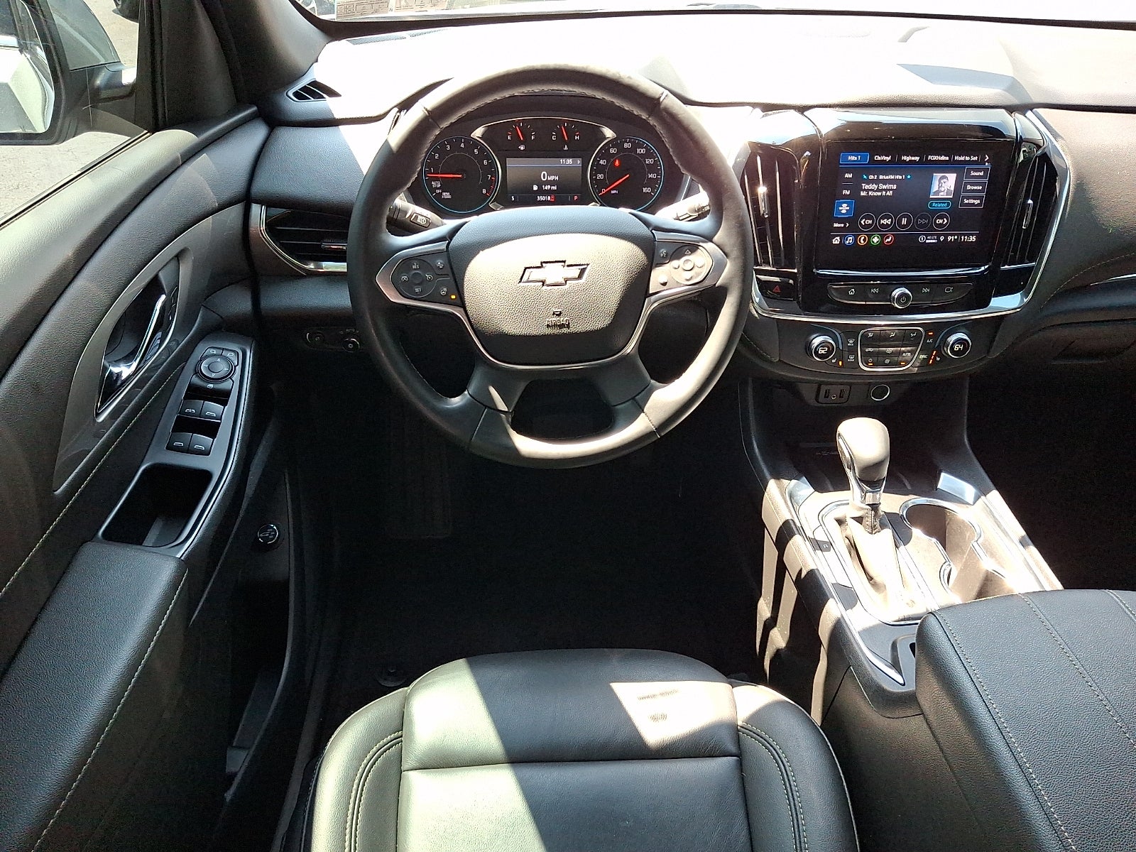 2023 Chevrolet Traverse LT Leather