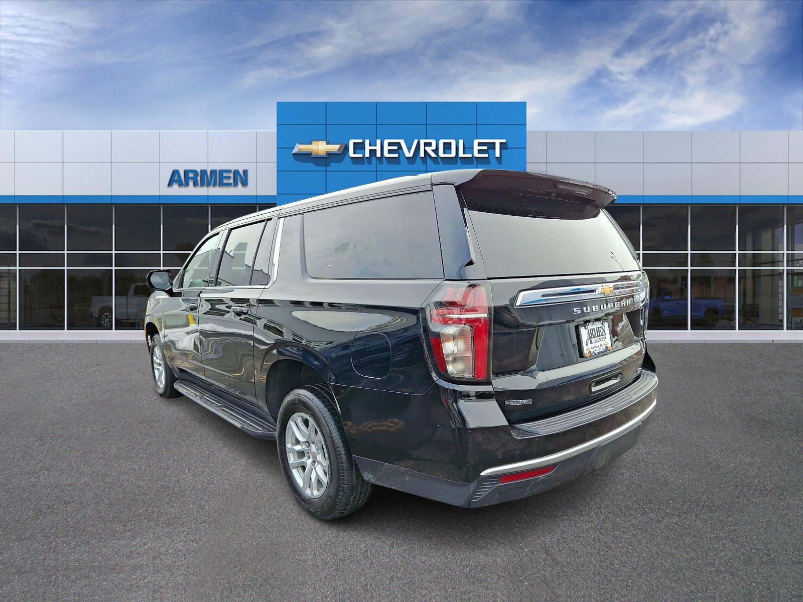 2024 Chevrolet Suburban LT