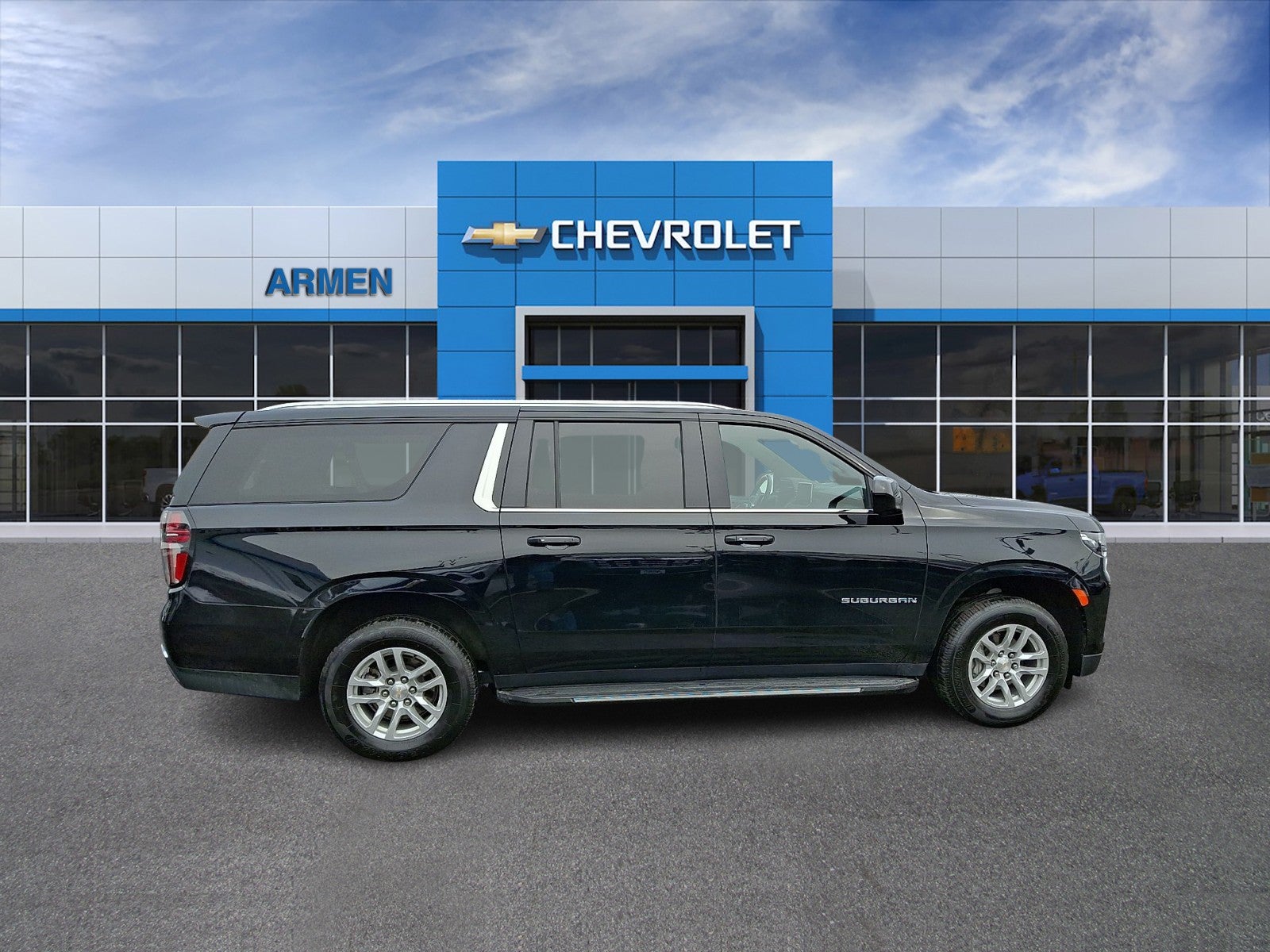 2024 Chevrolet Suburban LT