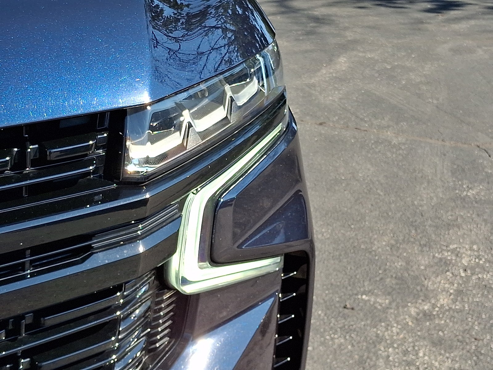 2023 Chevrolet Suburban RST