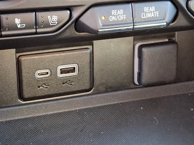 2024 Chevrolet Suburban Premier