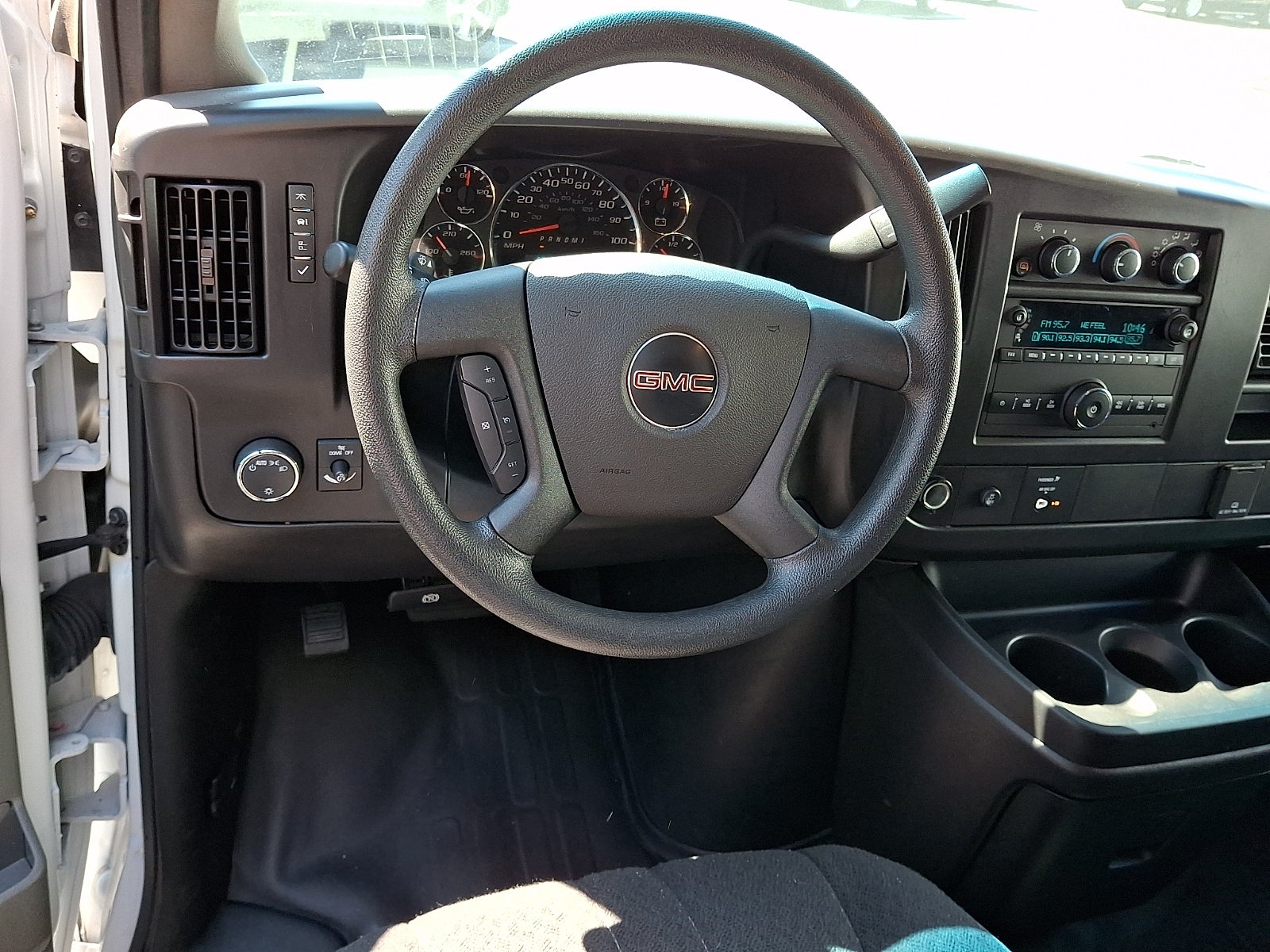 2024 GMC Savana Cargo 2500 Work Van