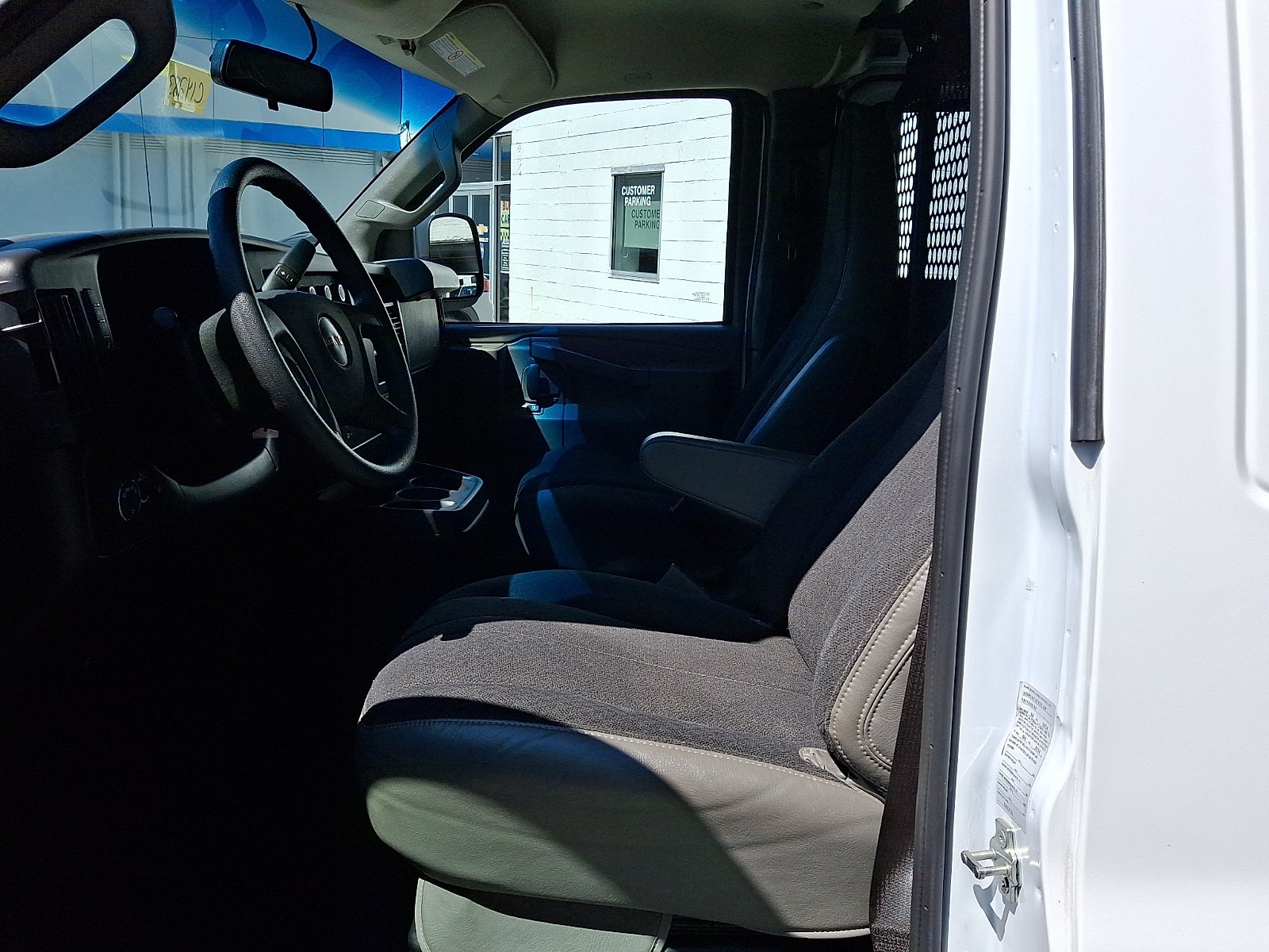 2024 GMC Savana Cargo 2500 Work Van