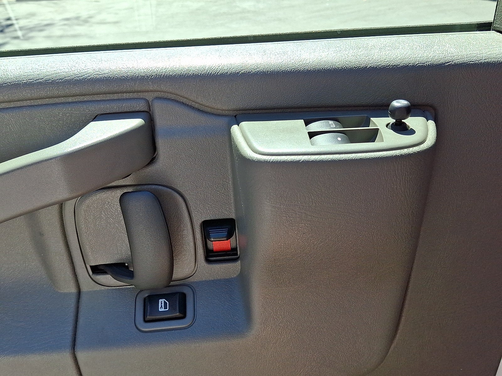 2024 GMC Savana Cargo 2500 Work Van
