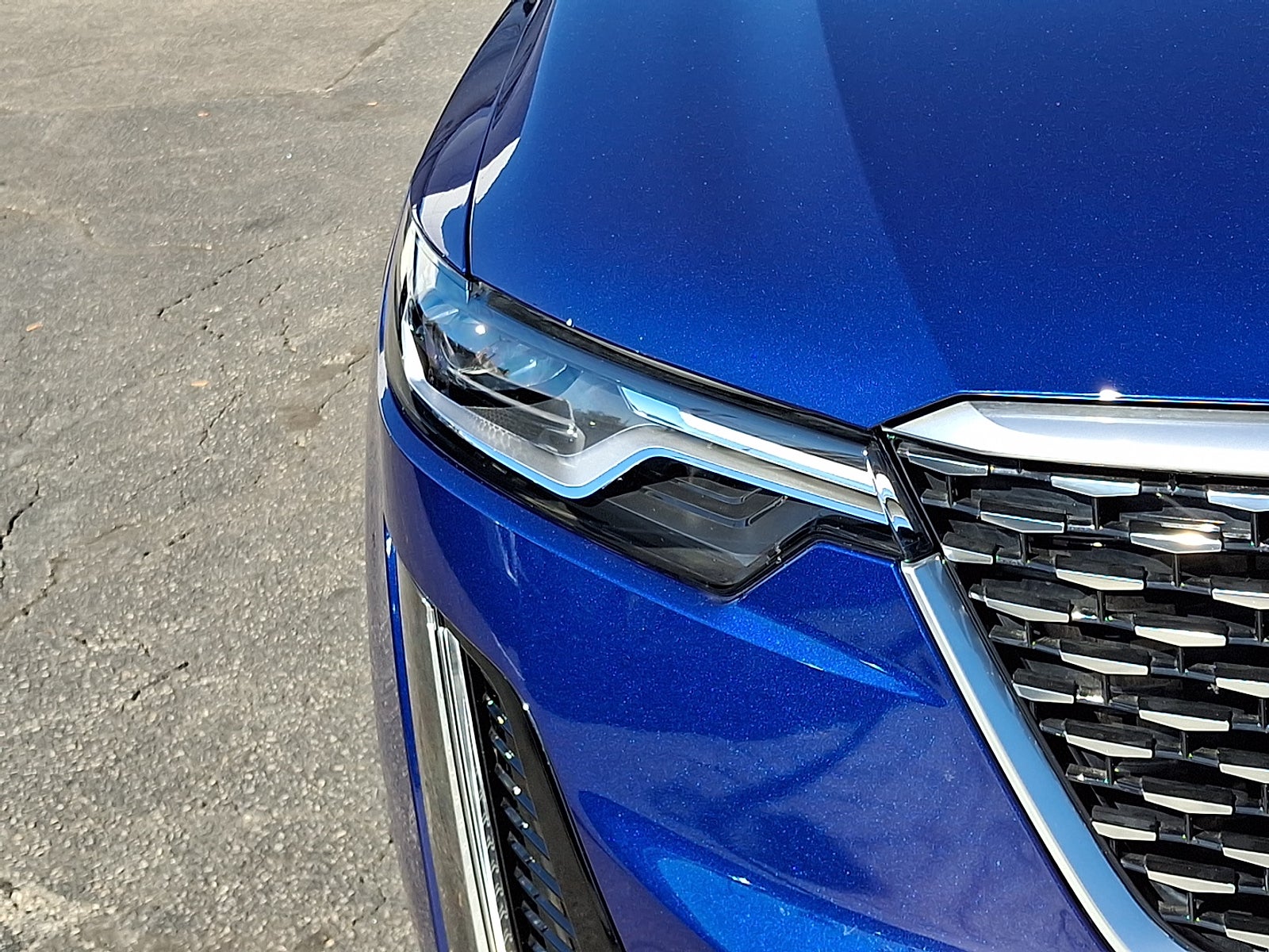 2025 Cadillac XT6 Premium Luxury