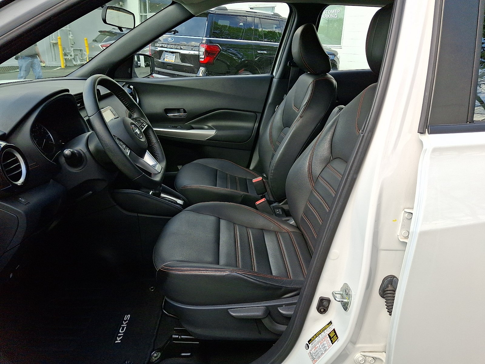 2018 Nissan Kicks SR