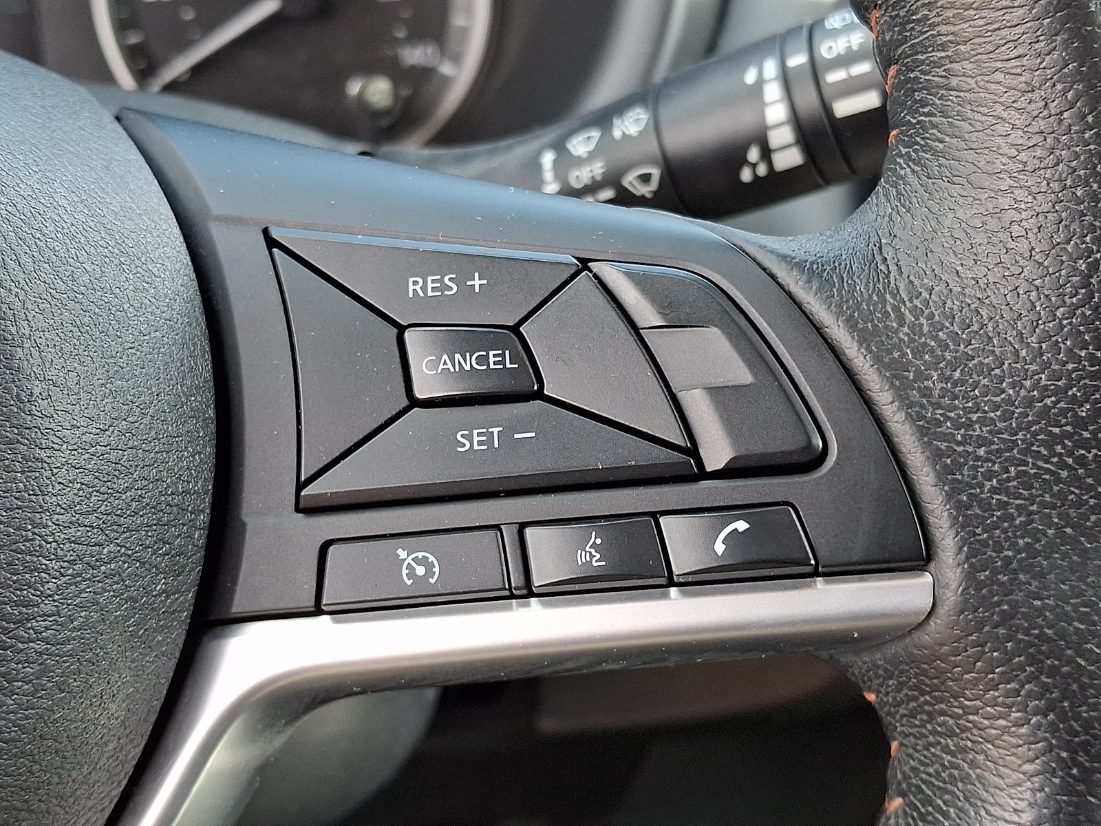 2018 Nissan Kicks SR