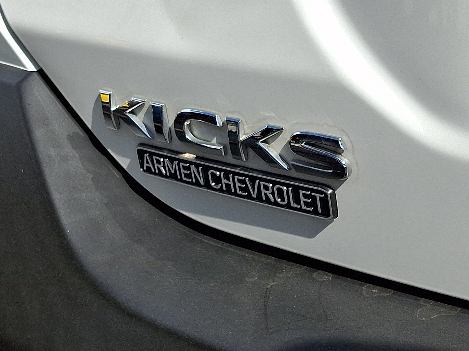 2018 Nissan Kicks SR