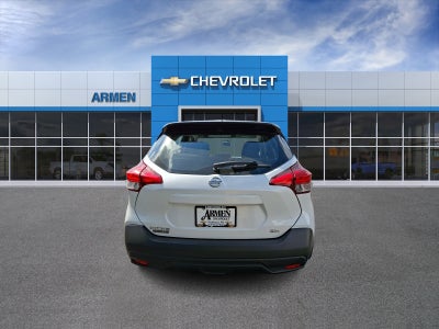 2018 Nissan Kicks SR