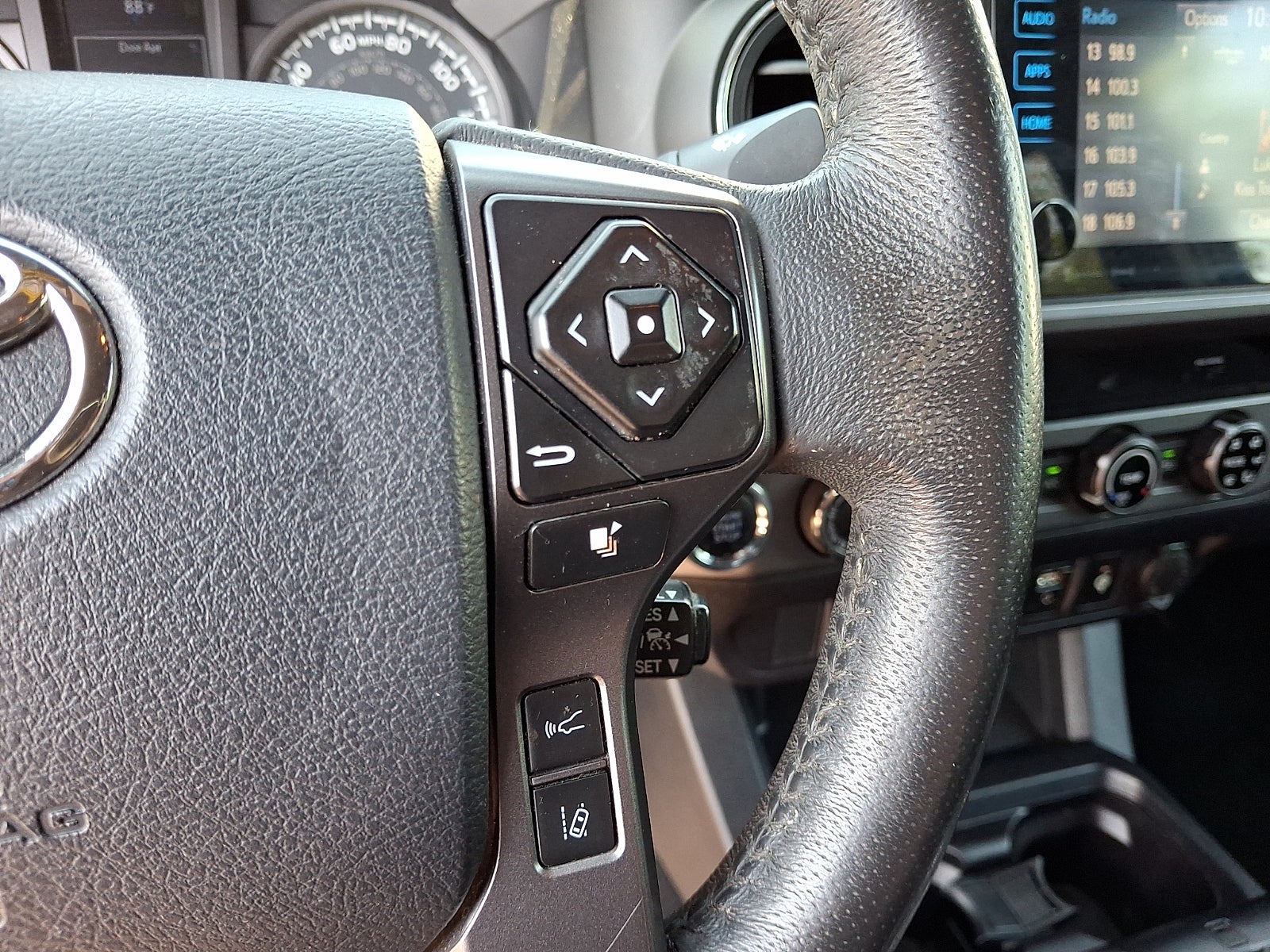 2018 Toyota Tacoma SR5