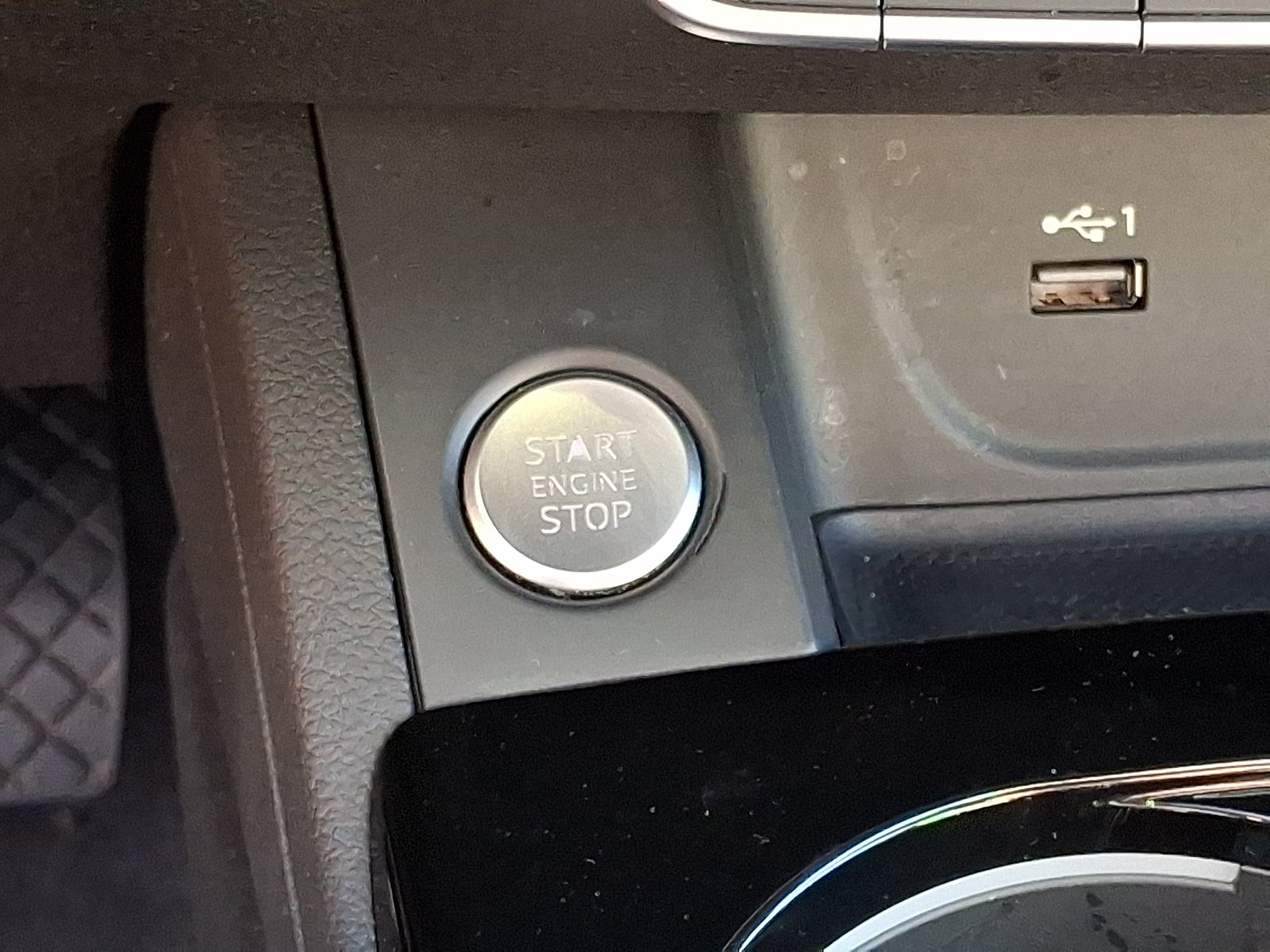 2021 Audi A4 Sedan Premium