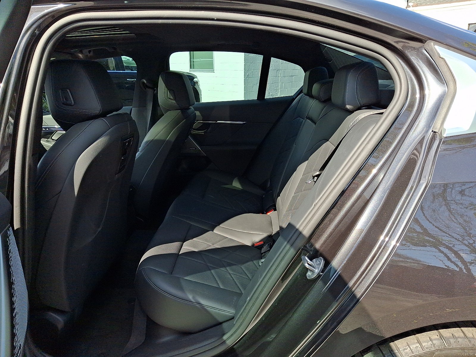 2025 BMW i5 xDrive40