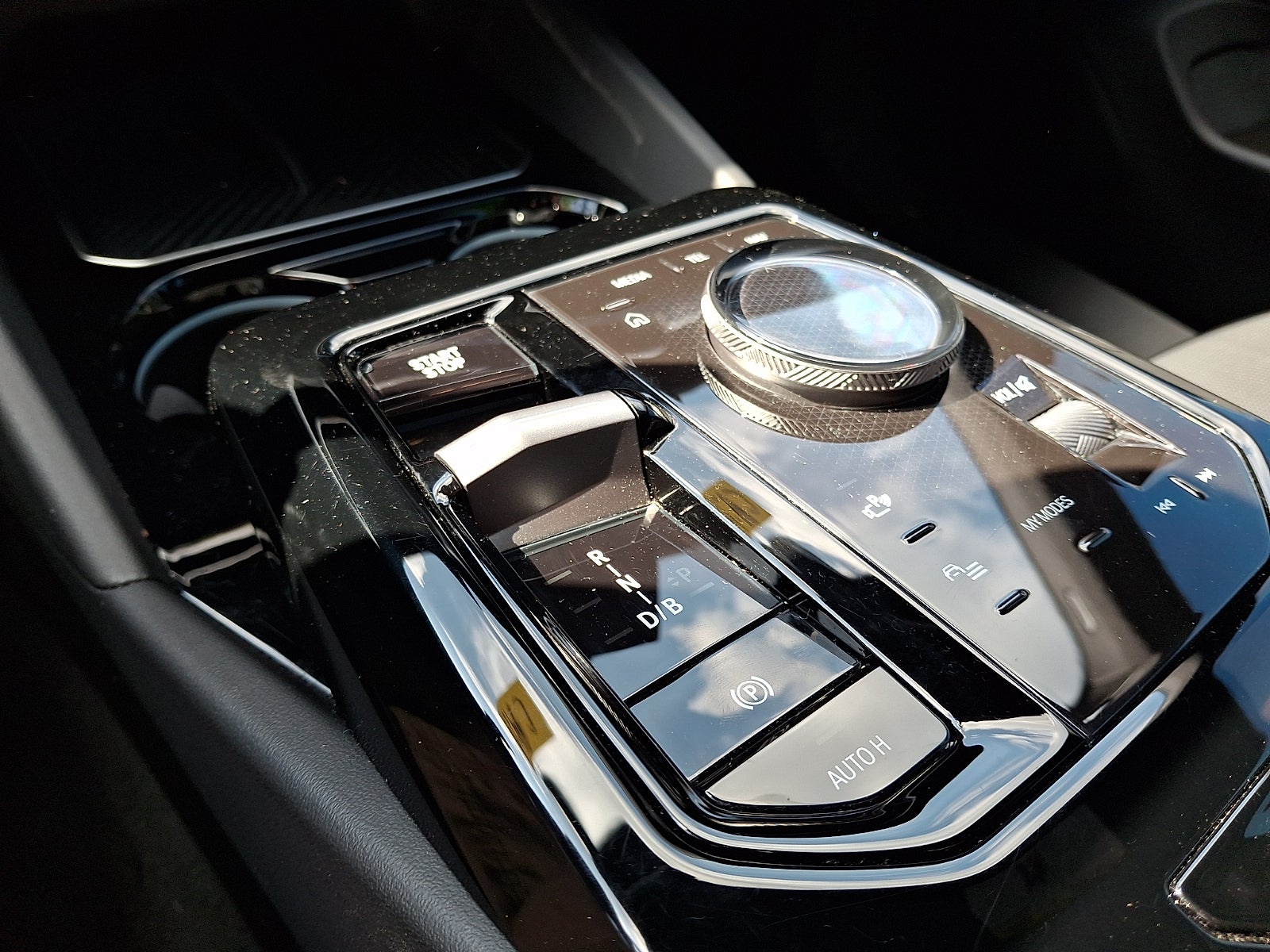 2025 BMW i5 xDrive40