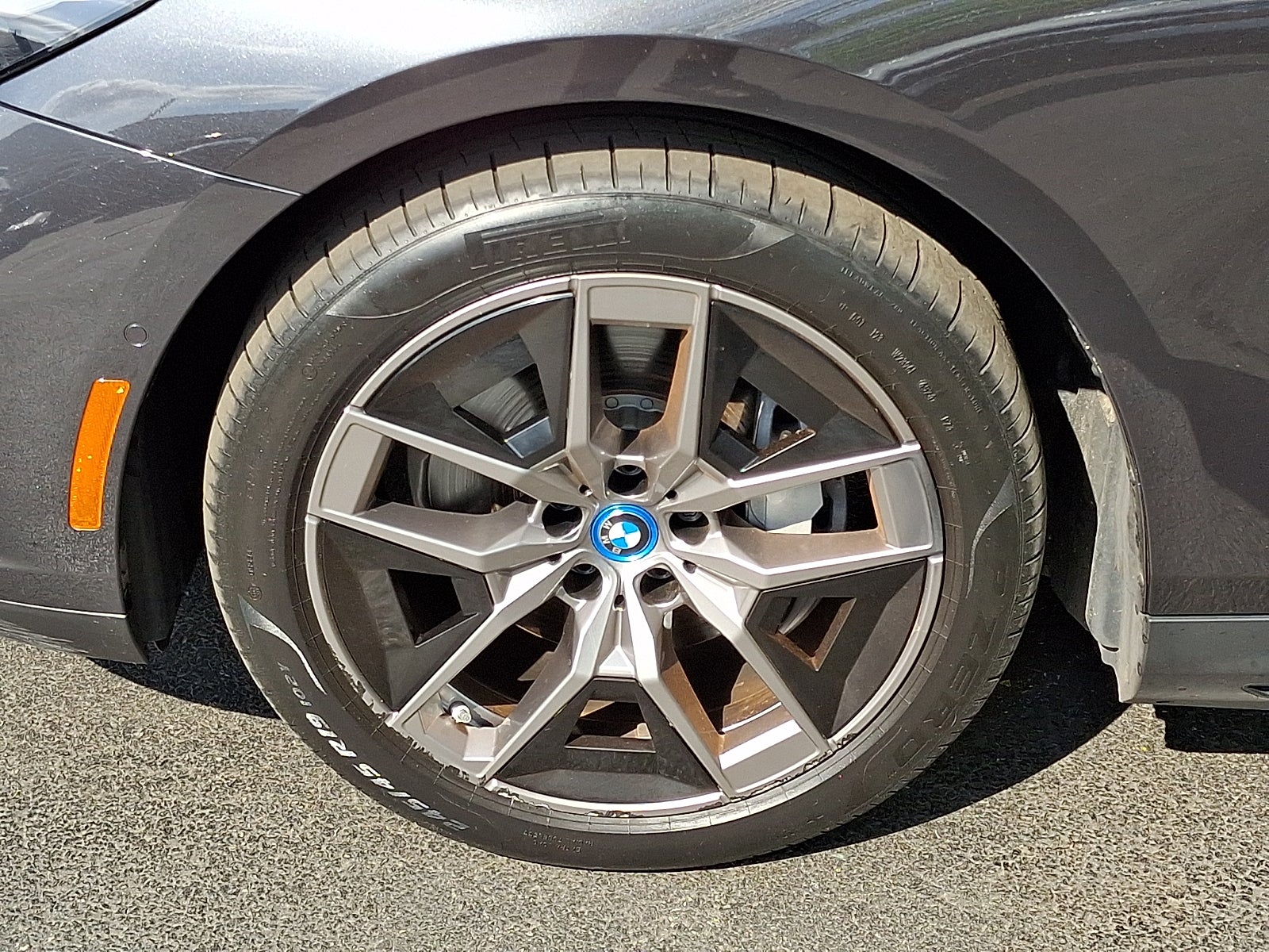 2025 BMW i5 xDrive40