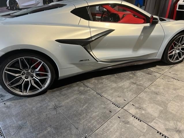 New Corvette Exterior at Armen Chevrolet